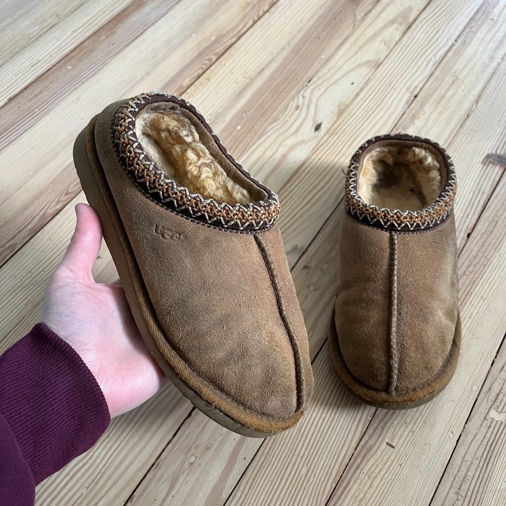 UGG Australia‎ Tasman Chestnut Suede Sheepskin Slippers Womens 7 Brown Comfort
